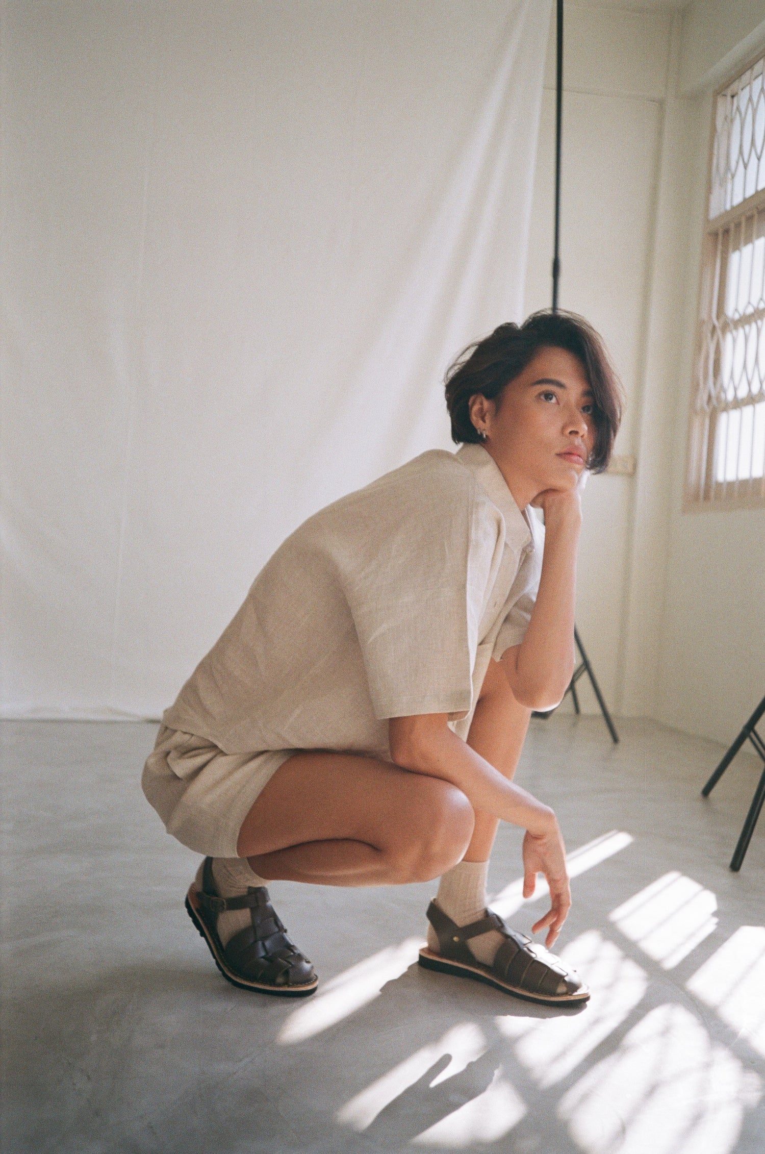 TEAK SANDALS - OLIVE