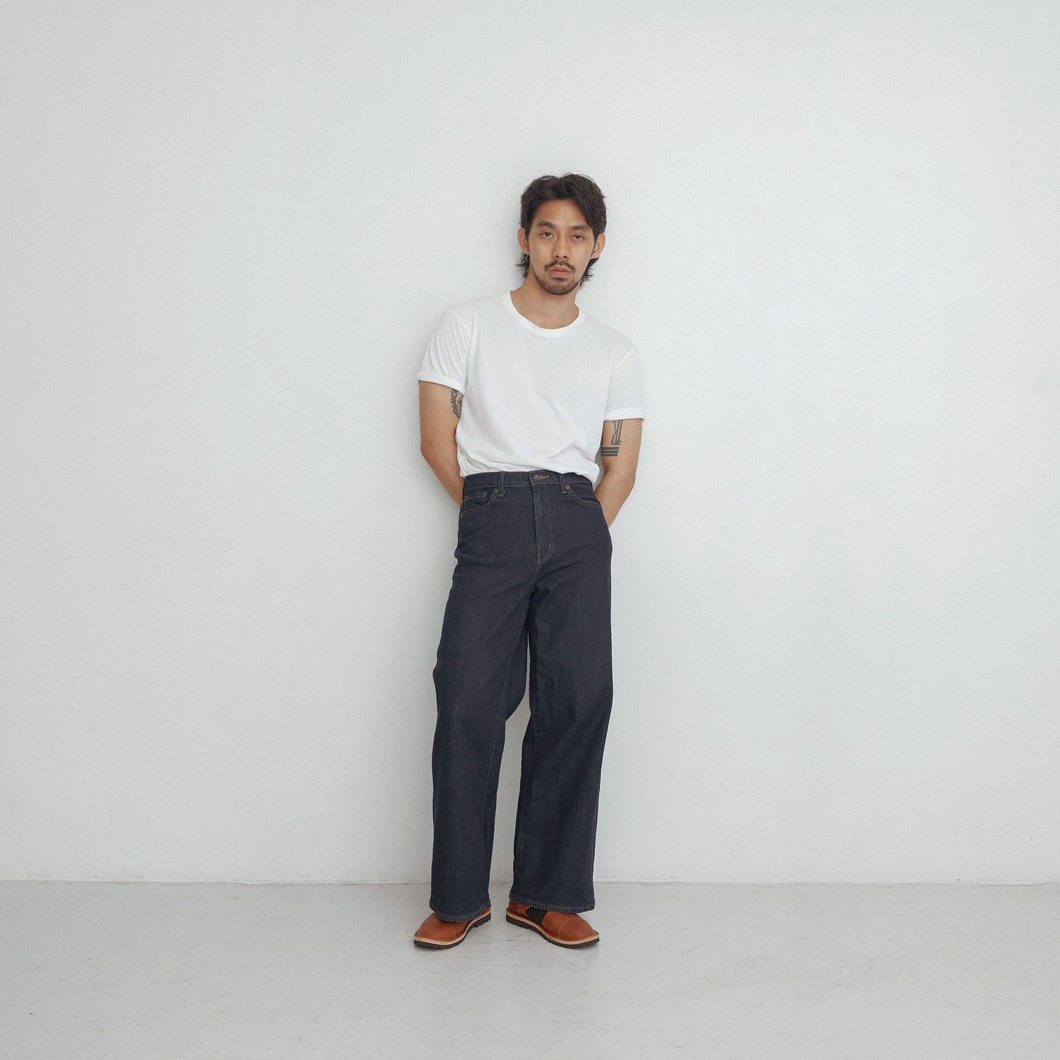 OAK SANDALS - TOBACCO