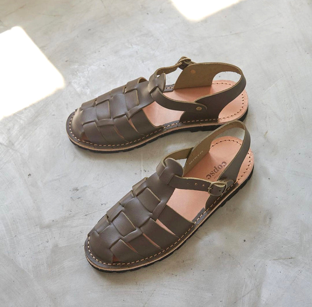 TEAK SANDALS - OLIVE