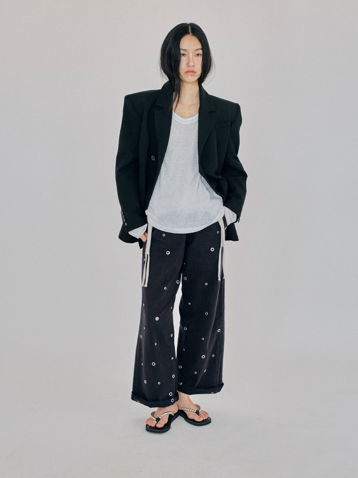 PEBBLE SANDALS - Black / Silver