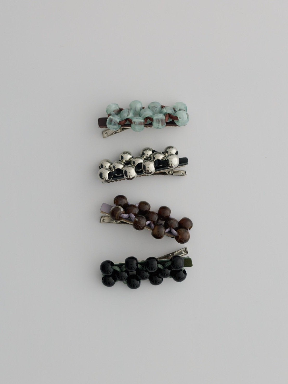 PEBBLE HAIRCLIP