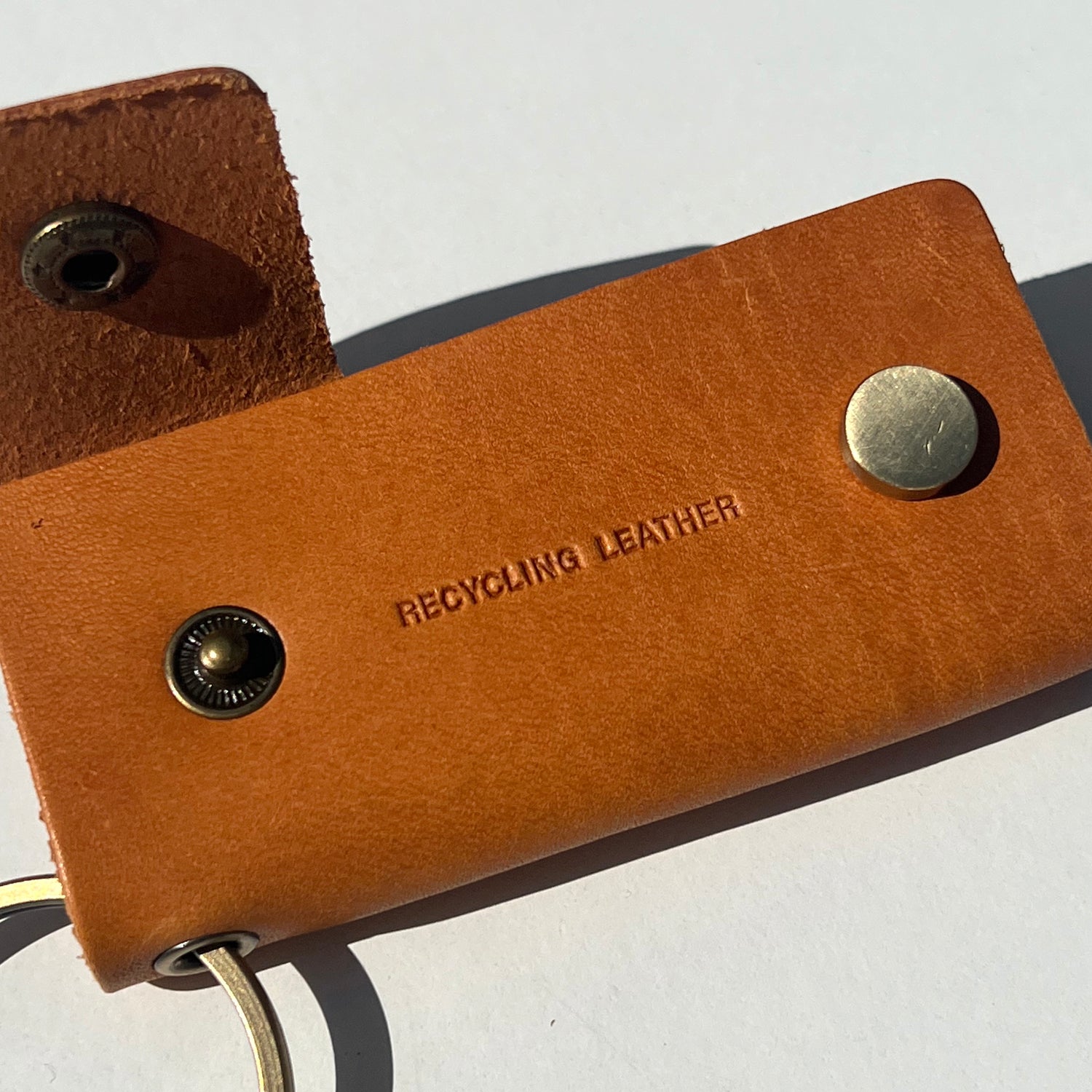 SIMPLE LEATHER KEY CASE