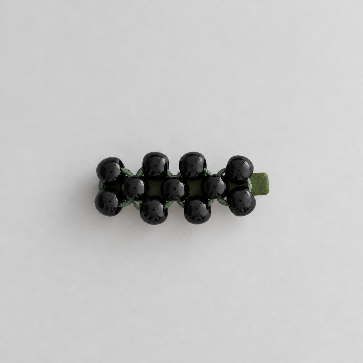 PEBBLE HAIRCLIP