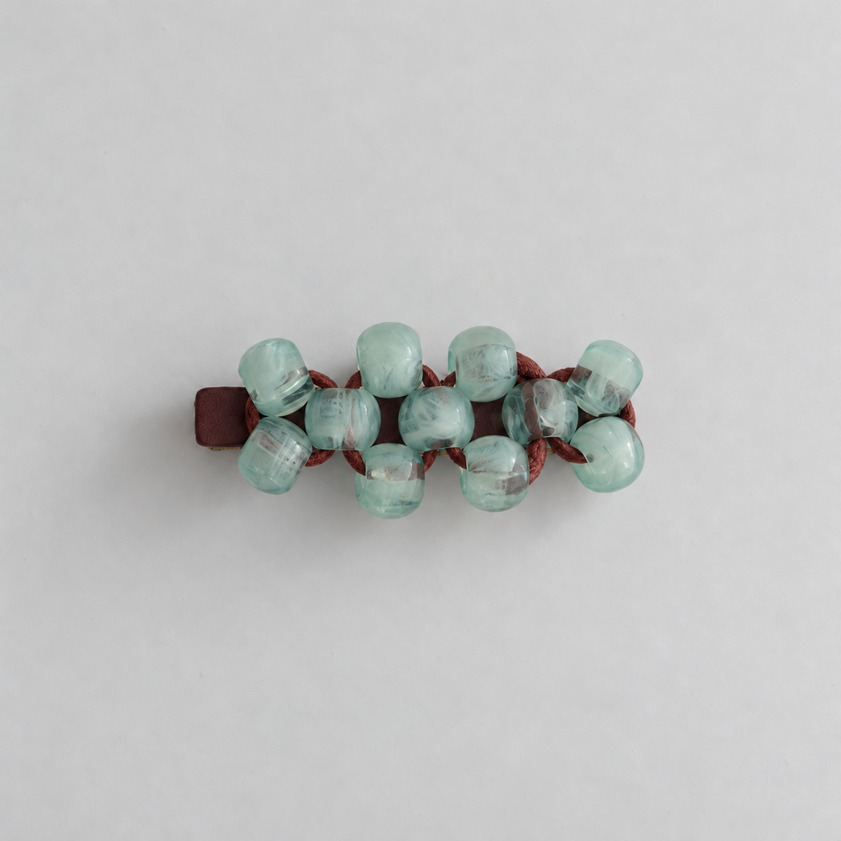 PEBBLE HAIRCLIP