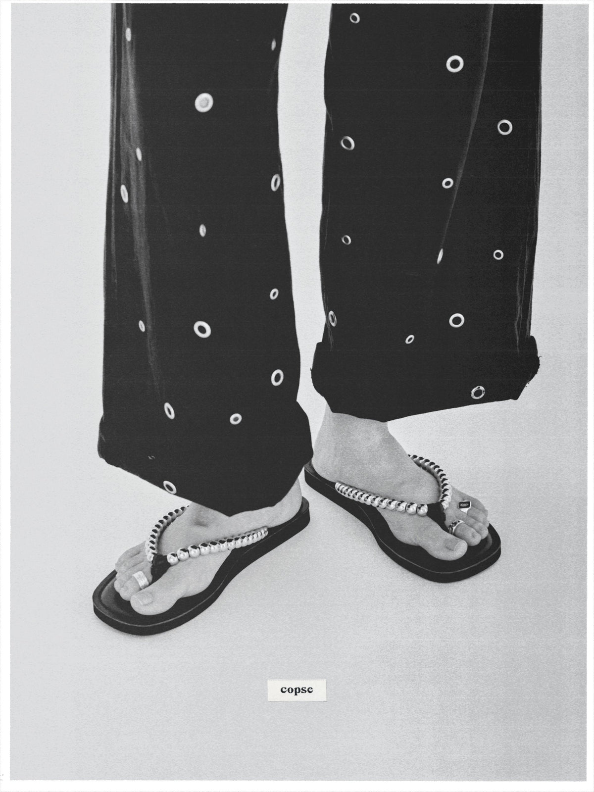 PEBBLE SANDALS - Black / Silver